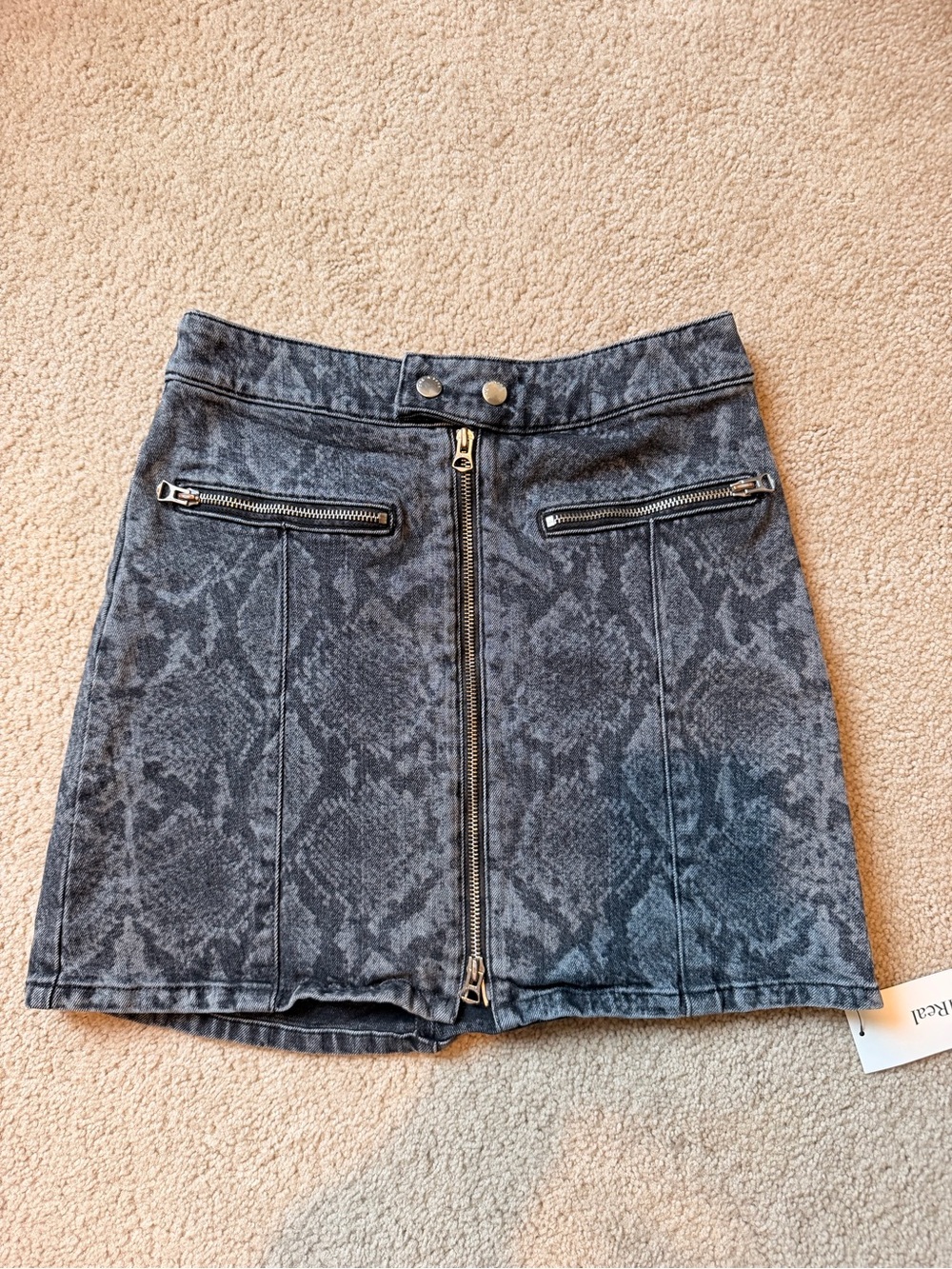 rag & bone Gray Snake-Print Zip-Front Mini Skirt